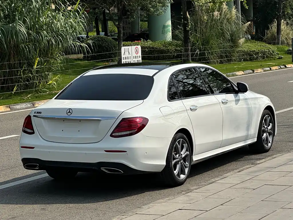 Mercedes-Benz E-Class 2020