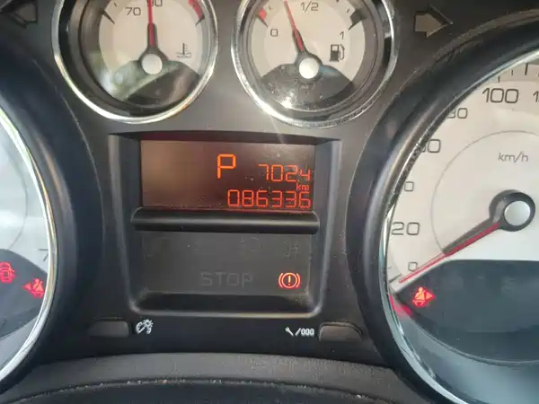 Peugeot 308 2015