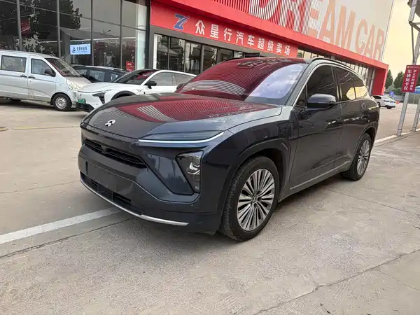 NIO ES6 2020