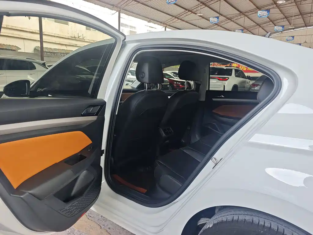 Volkswagen Bora 2022