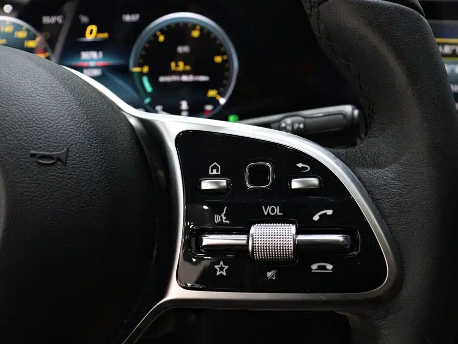 Mercedes-Benz GLB 2022 — фото 17