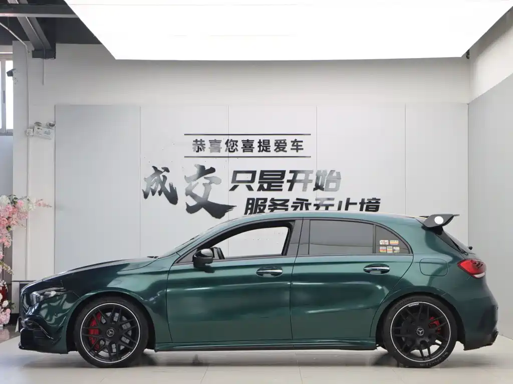 Mercedes-Benz A-Class AMG 2021 — фото 25