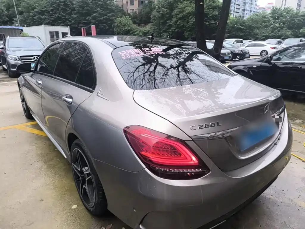 Mercedes-Benz C-Class 2020