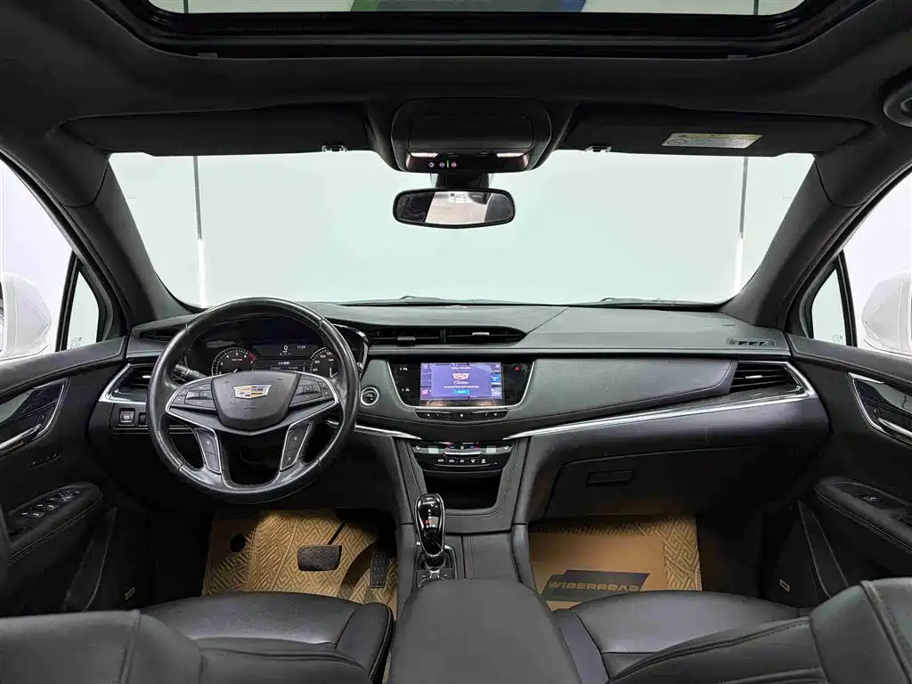 Cadillac XT5 2021 — фото 23