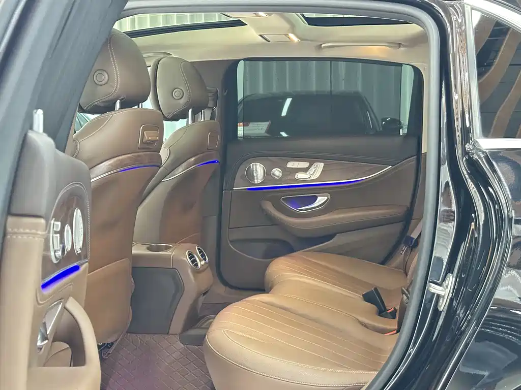 Mercedes-Benz E-Class 2019