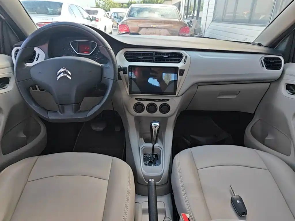 Citroën Elysee 2015 — фото 10
