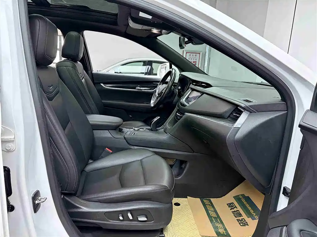 Cadillac XT5 2021 — фото 19