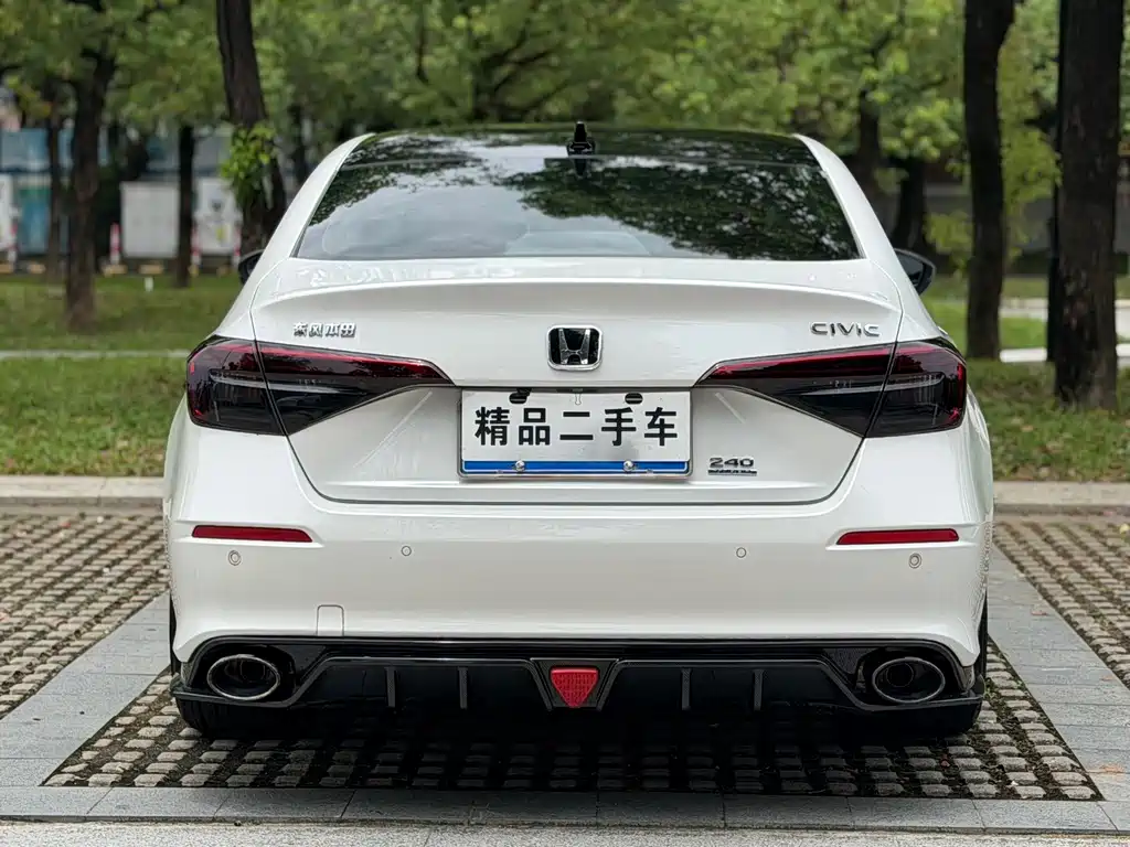 Honda Civic 2023 — фото 15