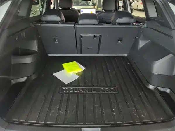 Volkswagen Tiguan L 2025
