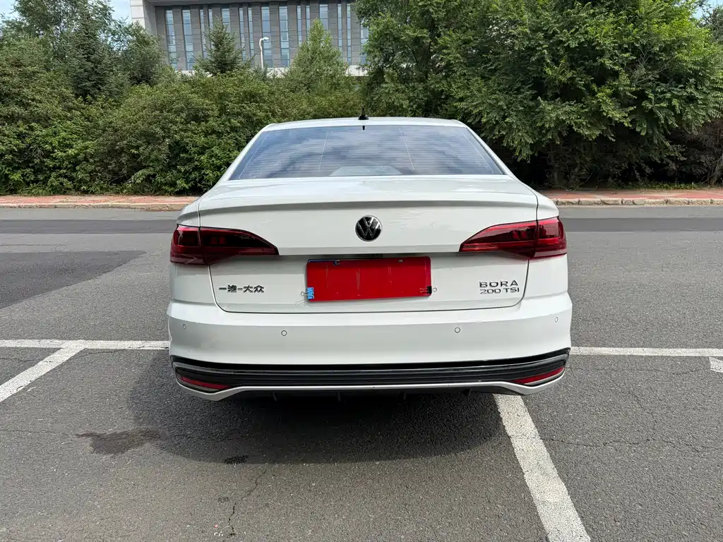 Volkswagen Bora 2023