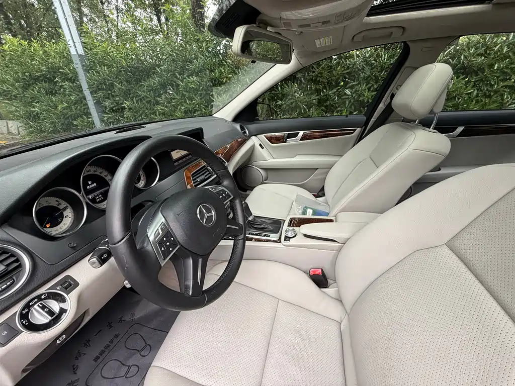 Mercedes-Benz C-Class 2013