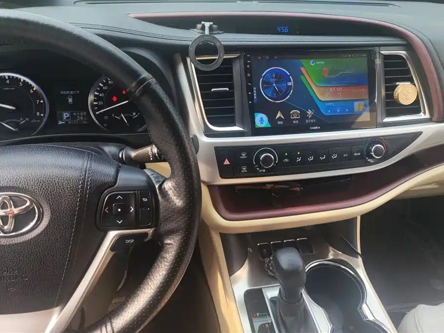 Toyota Highlander 2018 — фото 12
