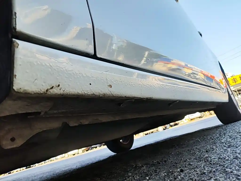 Chevrolet Cavalier 2017 — фото 22