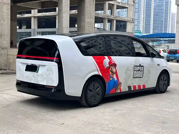 Li Auto MEGA 2025