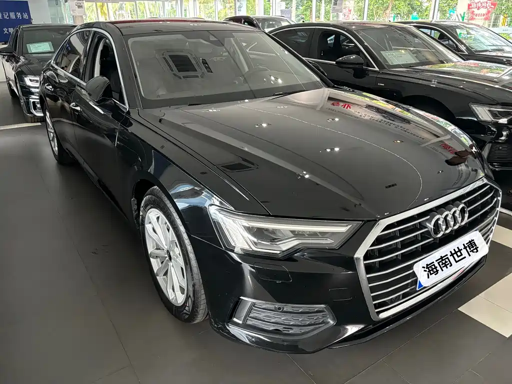 Audi A6L 2022