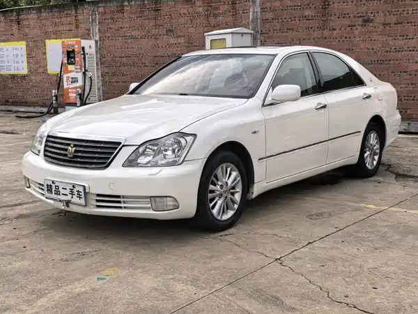 Toyota Crown 2008