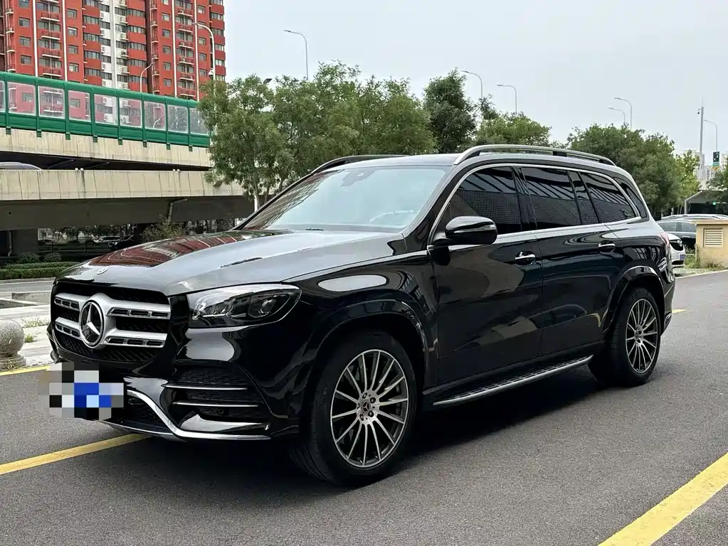 Mercedes-Benz GLS 2023