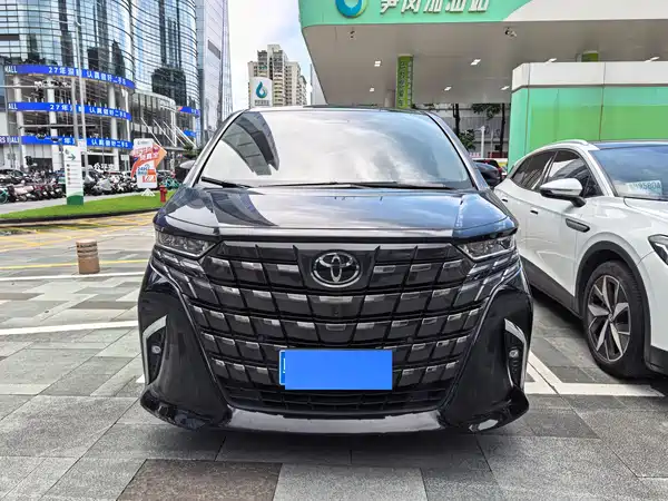 Toyota Alphard 2024