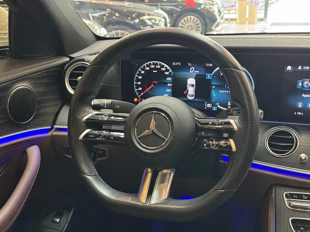 Mercedes-Benz E-Class 2021