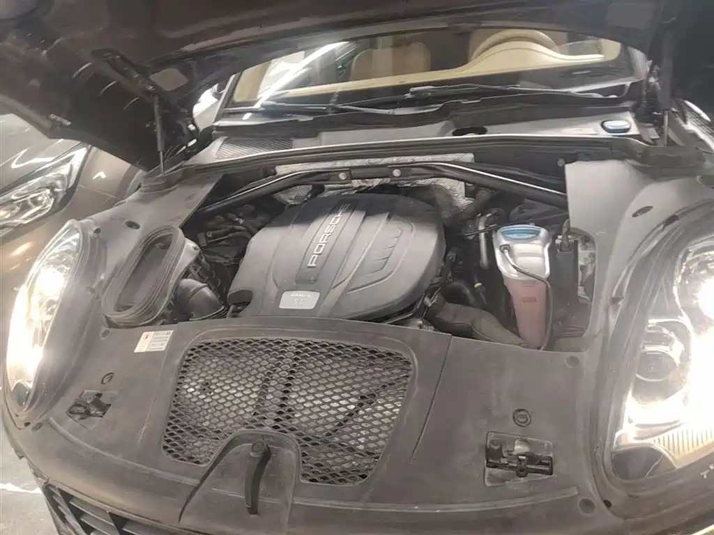 Porsche Macan 2015 — фото 20