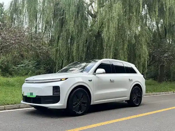 Li Auto L6 2024
