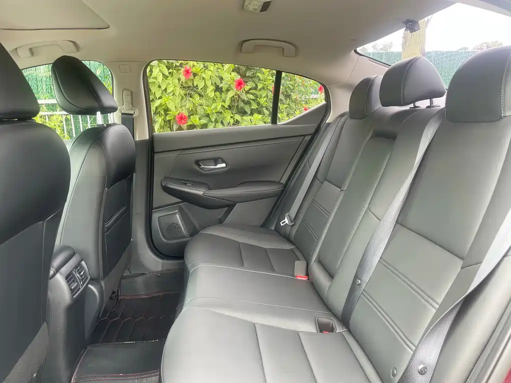 Nissan Sylphy 2020 — фото 17