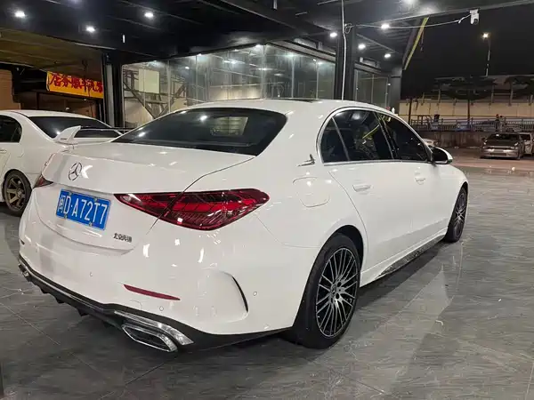 Mercedes-Benz C-Class 2022