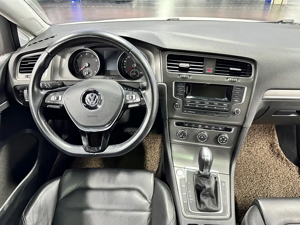 Volkswagen Golf 2014