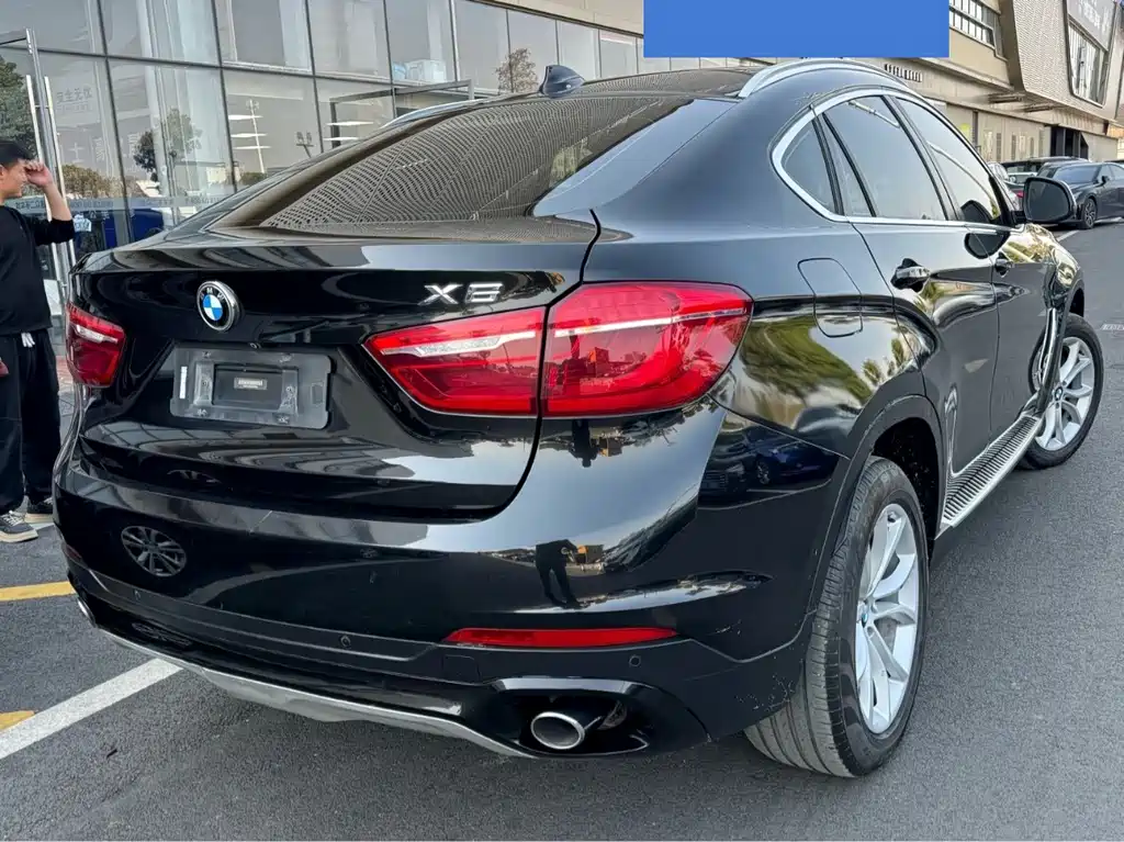 BMW X6 2015 — фото 10