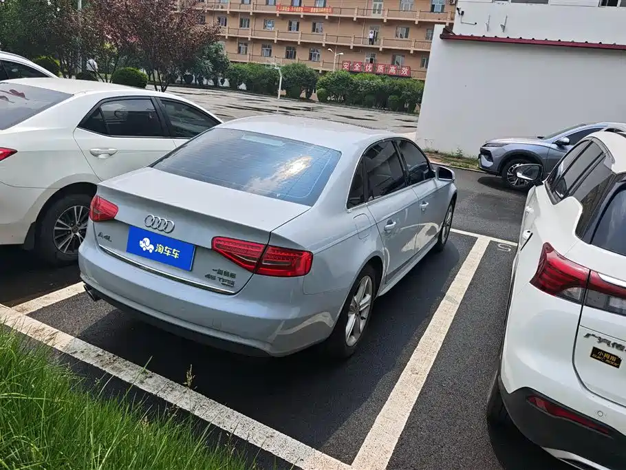 Audi A4L 2014