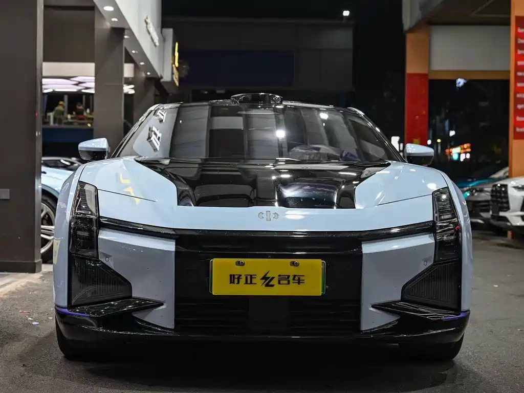 HiPhi Z 2023