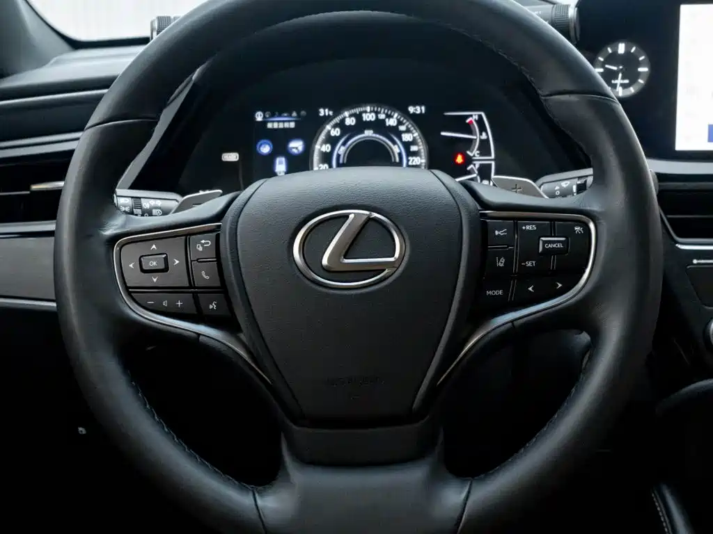 Lexus ES 2023 — фото 16