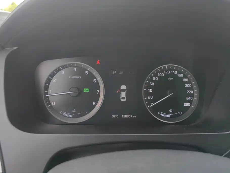 Hyundai Sonata 2016 — фото 14
