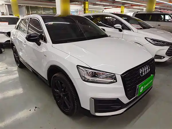 Audi Q2L 2018