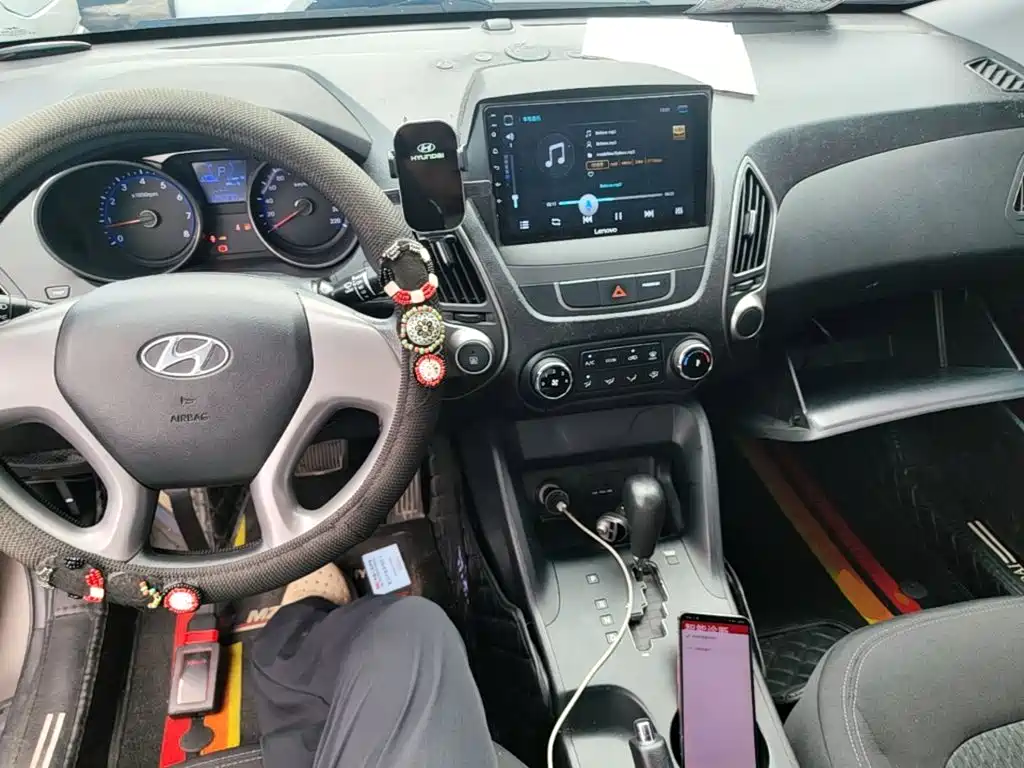 Hyundai ix35 2016 — фото 10
