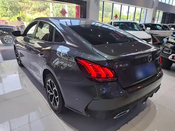 MG5 2022