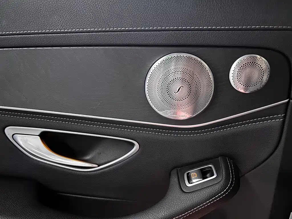 Mercedes-Benz C-Class 2018 — фото 12