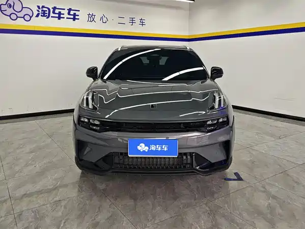 Lynk & Co 06 2023