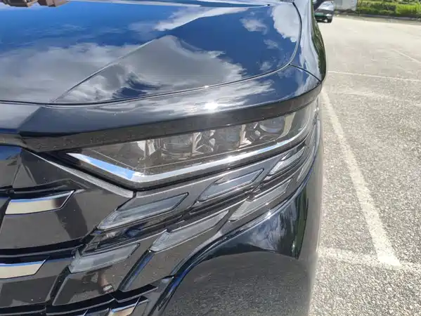 Toyota Alphard 2024