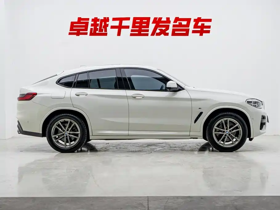 BMW X4 2020 — фото 8