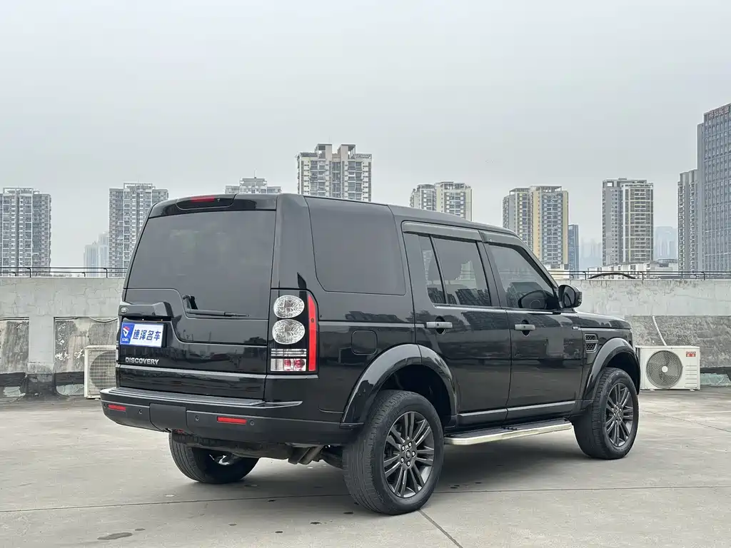 Land Rover Discovery 2016 — фото 14