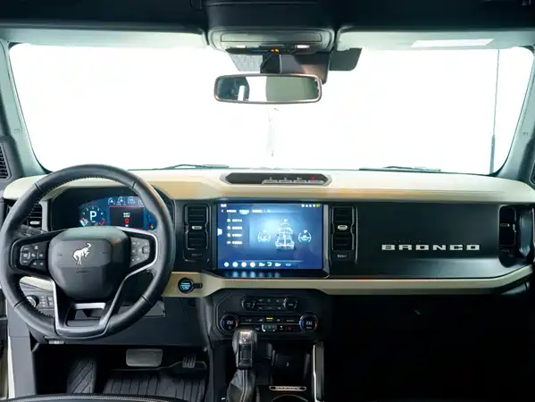 Ford Bronco 2024