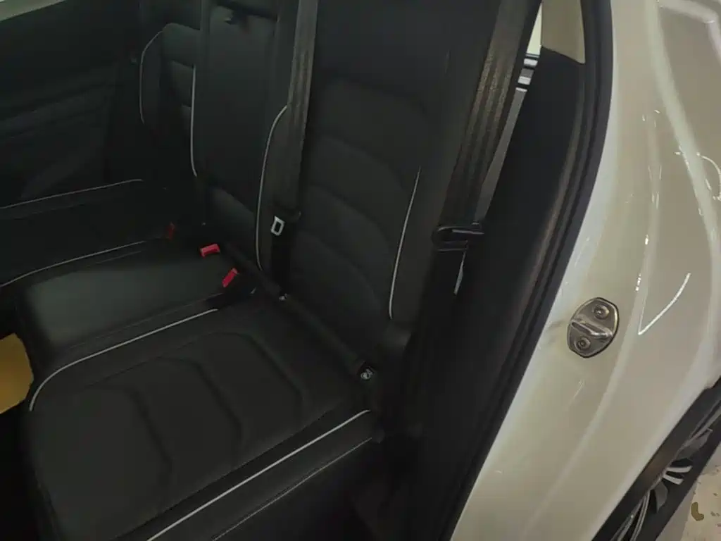 Volkswagen Tiguan L 2017 — фото 17