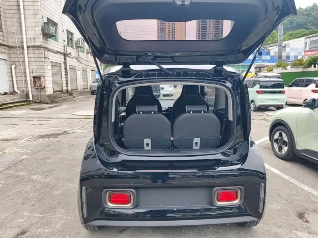 Baojun KiWi EV 2022 — фото 19