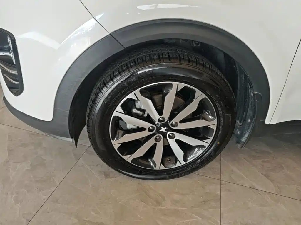 Kia KX5 2016 — фото 23