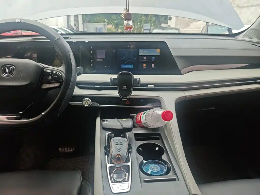 Changan CS75PLUS 2024 — фото 13