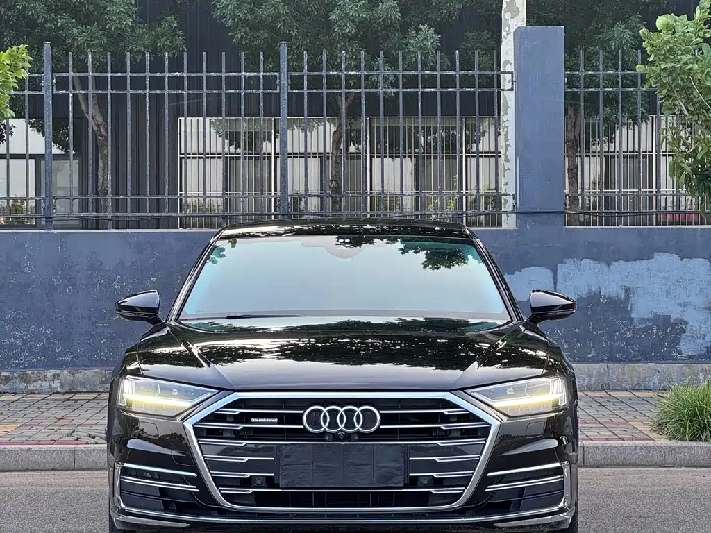Audi A8 2022