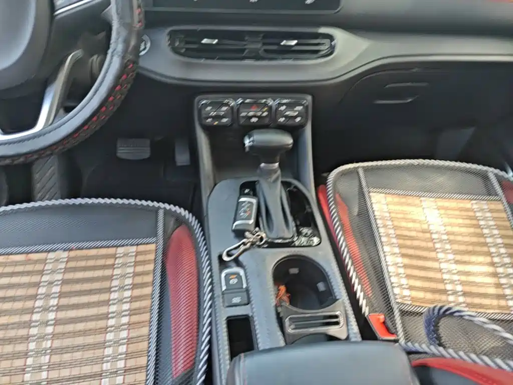 GAC Trumpchi GS3 2022 — фото 14