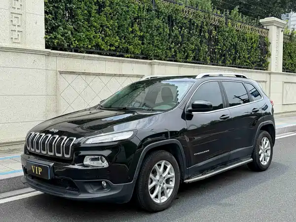 Jeep Cherokee 2016