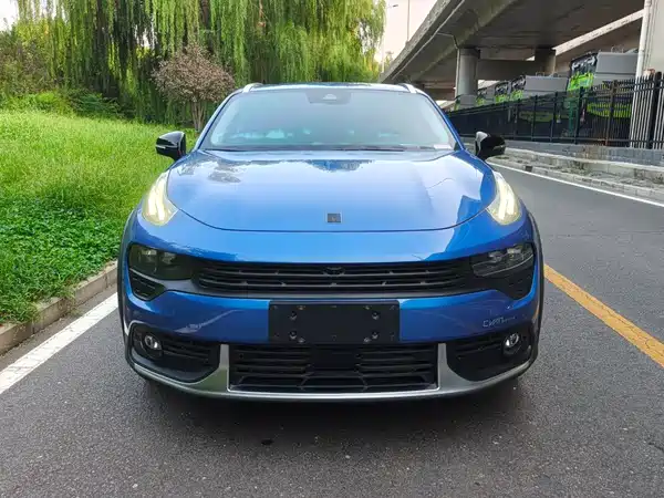 Lynk & Co 02 2020